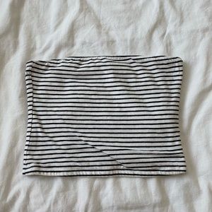 BLACK AND WHITE STRIPED TUBE TOP